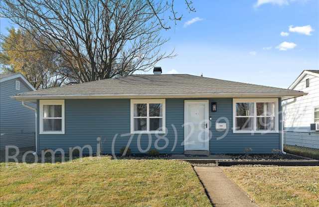 7528 Catalpa Avenue photos photos