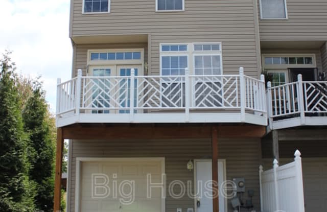564 Eisenhower Dr - 564 Eisenhower Drive, Frederick, MD 21703