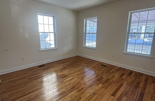 166 W Washington Ave Gallery 2