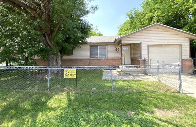 204 Veterans Ave - 204 Veterans Avenue, Copperas Cove, TX 76522