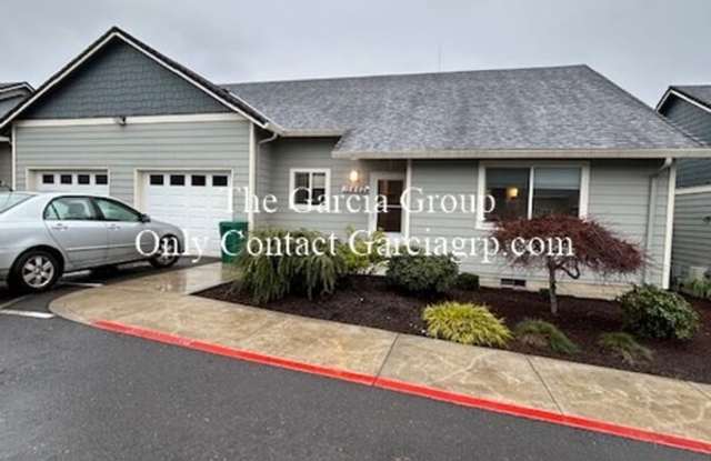 15462 SE East Ave - 15462 Southeast East Avenue, Oak Grove, OR 97267