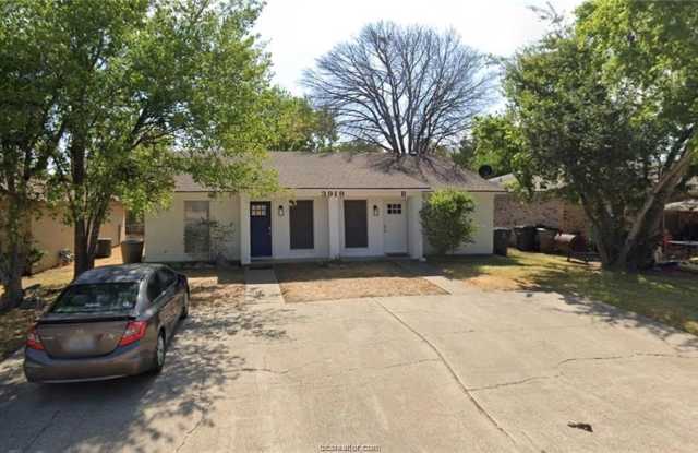 3919 Olive Street photos photos