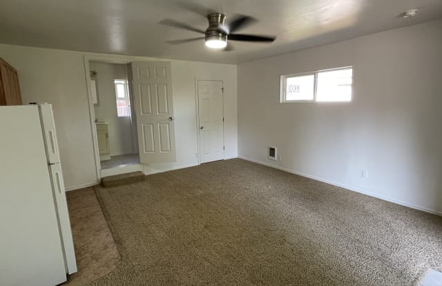 226 Mc Nary Avenue Northwest - 226 McNary Ave NW, Salem, OR 97304