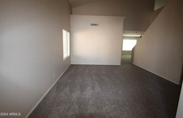 23865 W LASSO Lane Gallery 4