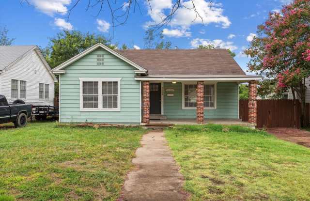 2BR/1BA Home for Lease – Great Neighborhood photos photos