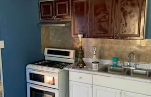 2888 Oceanview Blvd #3 Gallery 4
