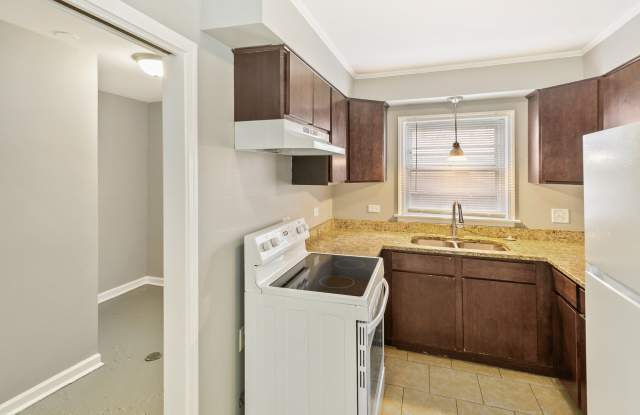 17306 Holmes Avenue Gallery 4