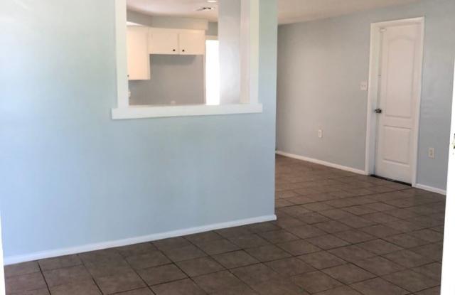 10014 Cherry Creek Ln Gallery 3
