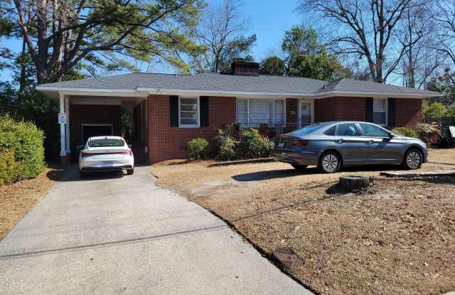 211 S Elm Street photos photos