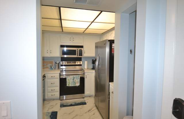 238 Mariner Dr Gallery 2