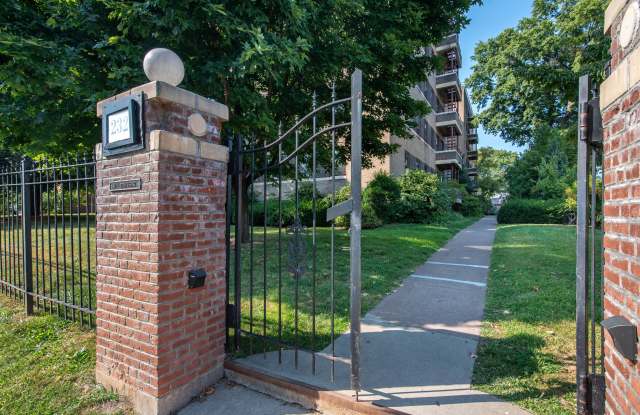 232 Farmington Avenue photos photos
