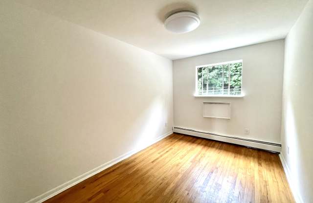 2744 Johnson Ave Gallery 3