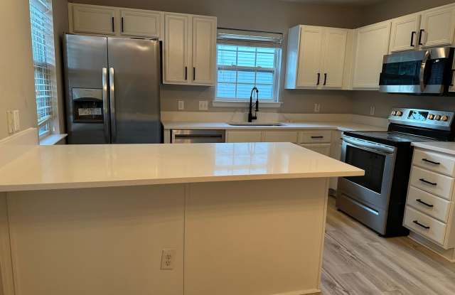 3 Bedroom 2.5 Bath Townhome in Pooler - 236 Sonata Circle, Pooler, GA 31322 3 Bedroom 2.5 Bath Townhome in Pooler - 236 Sonata Circle, Pooler, GA 31322