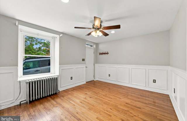 195 CONARROE Street Gallery 4