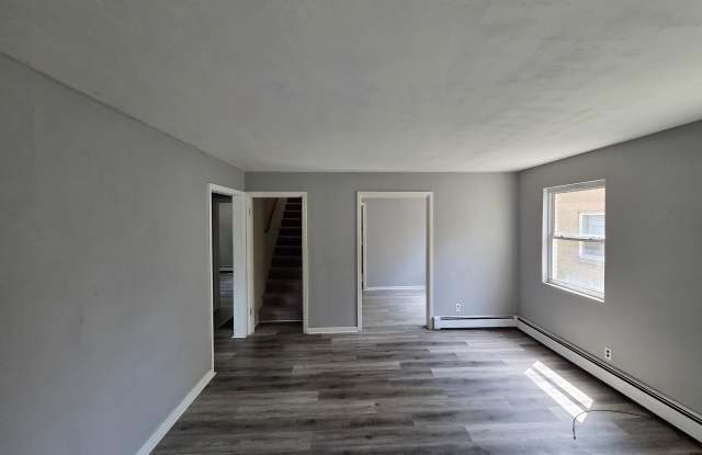 2536 S 9th St photos photos