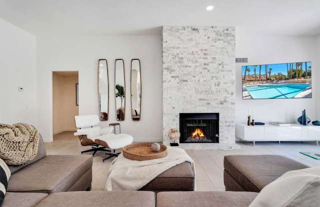 3350 E Bogert Trail photos photos