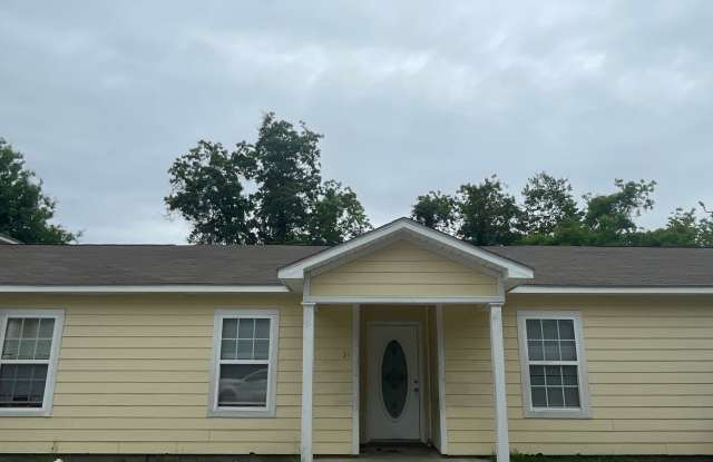 3 BEDROOM 2 BATH READY FOR YOU! photos photos