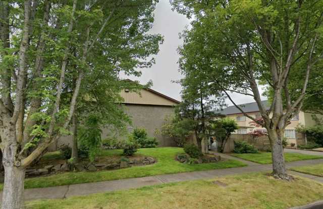 2 Bedroom 1 Bathroom Close to Owens Rose Garden! photos photos