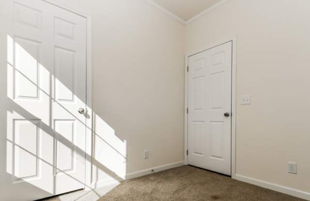 1717 19th St S - 1717 19th Street South, St. Petersburg, FL 33712