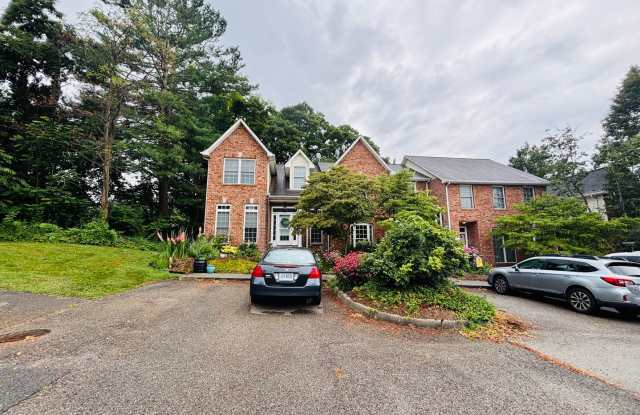 * RE-RENTAL AVAILABLE ON 8/26/25 * 3 Bedroom, 2.5 Bath Townhouse photos photos