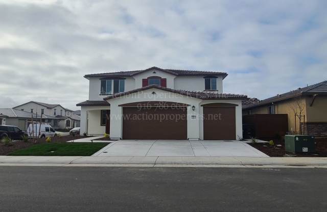 Lumiere @ Sierra West, Roseville Lennar Next-Gen Solar Home 3569sqft - Seperate 1 Bedroom with Kitchenette Great for Inlaws photos photos