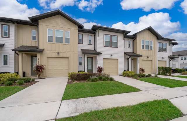 1013 Plantation Lane - 1 photos photos