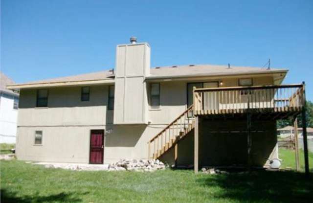11828 Crystal Dr Gallery 2