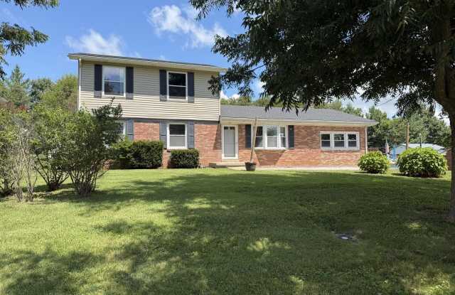 721 Wayland Drive Gallery 1