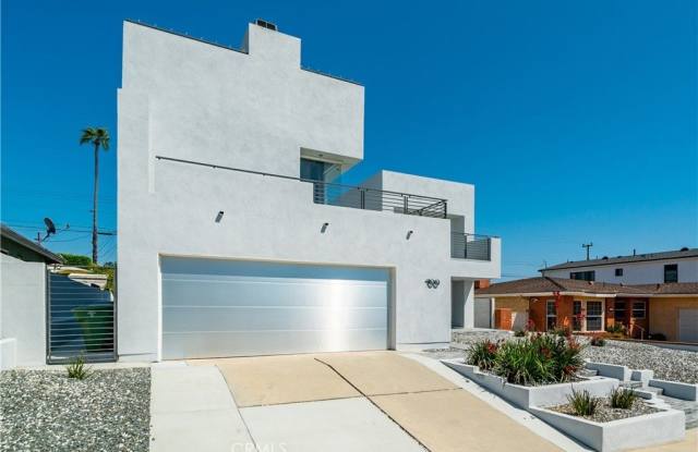 700 Taper Drive Gallery 3