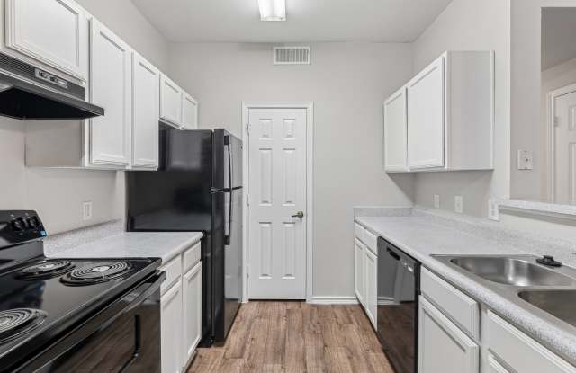 Pecan Creek on McKinney Apartments photos photos