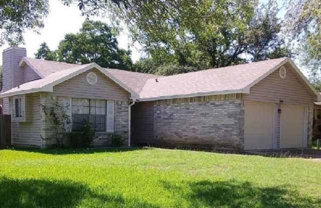 3 Bedroom 2 Bath home - South Creek Subdivision photos photos 3 Bedroom 2 Bath home - South Creek Subdivision photos photos