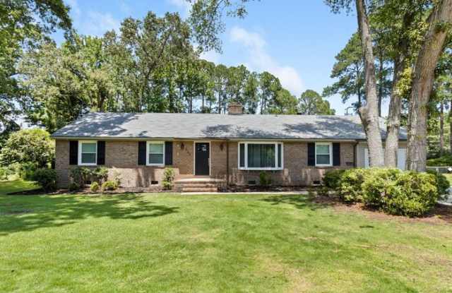 221 Palomar Street photos photos