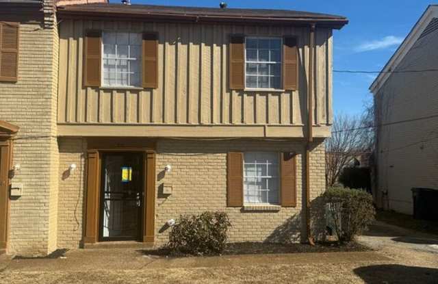 996 University St photos photos