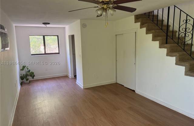 180 NE 71st St photos photos