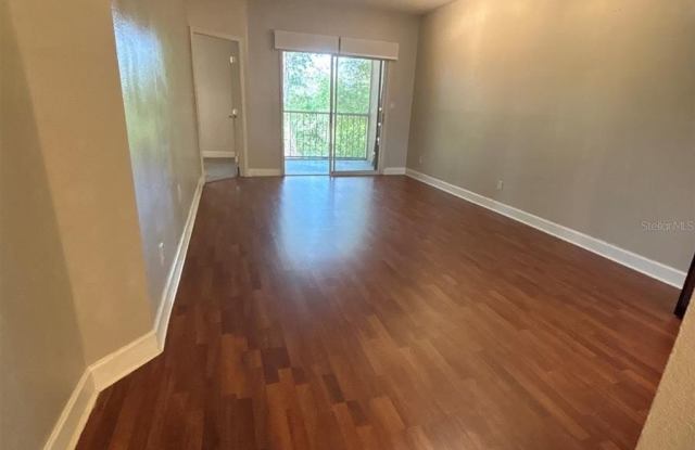 8838 CORAL PALMS COURT Gallery 4