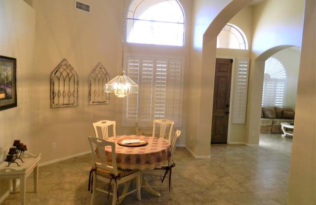 7010 W QUAIL Avenue Gallery 3
