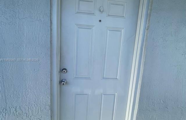 6121 W 24th Ave photos photos