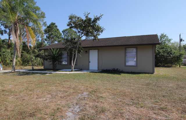 1246 Alcazar Street SE photos photos