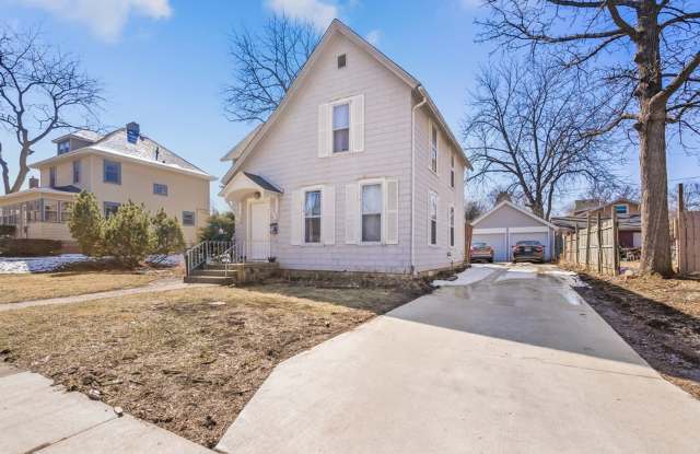 709 Iowa St Gallery 2