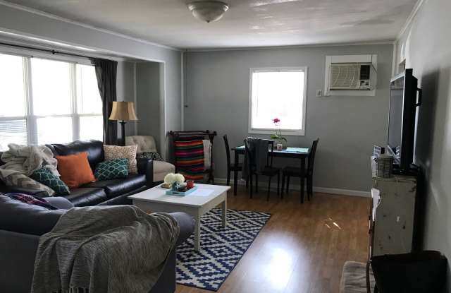 725 Giblin Drive | 2-Car Garage + Fenced-In Yard Gallery 3