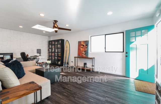4610 30th St. Gallery 3