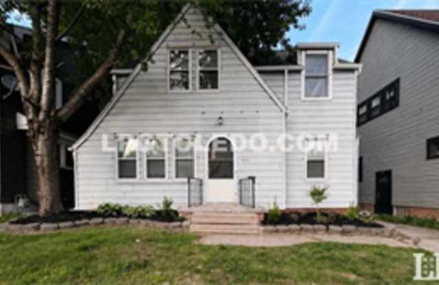 4032 Parrakeet Ave. photos photos