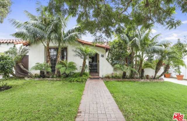 10516 Ayres Ave photos photos