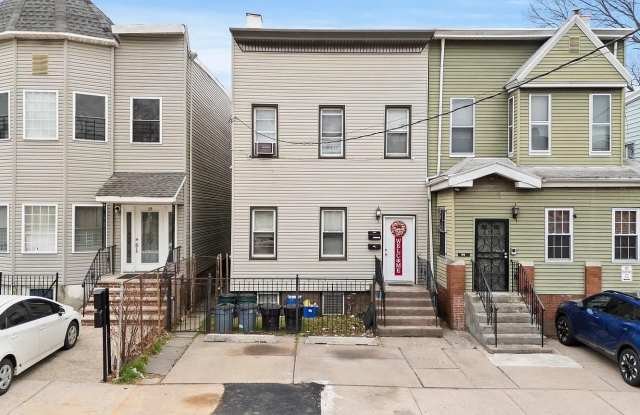 21 Boyd Ave photos photos