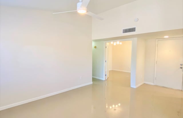 2506 W Caribbean Ln Unit 3 - 2506 West Caribbean Lane, Phoenix, AZ 85023