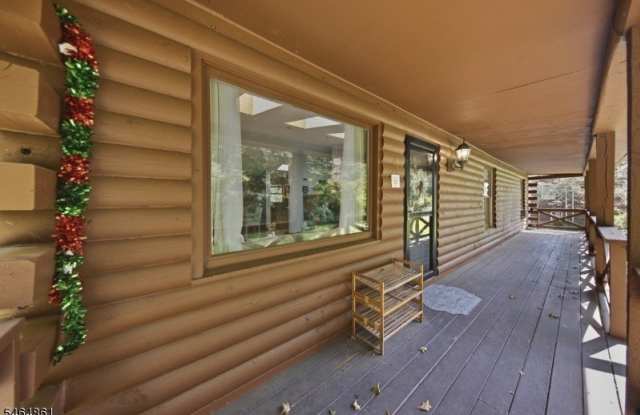 67 Seneca Lake Rd Gallery 4