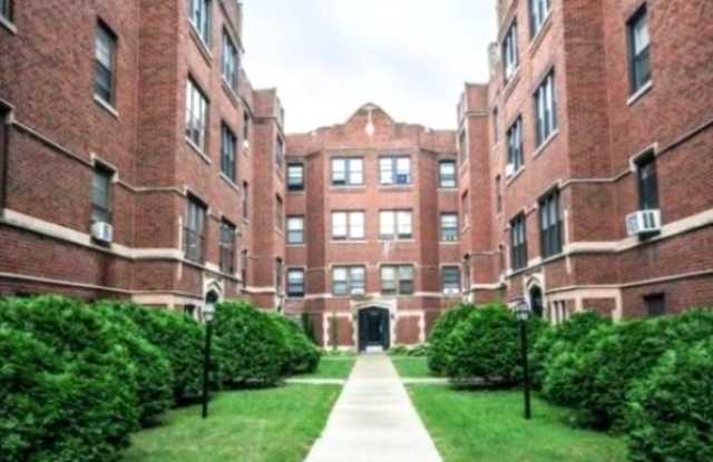 1364 W Estes Ave photos photos