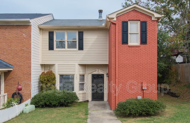 1101 Hillsboro Ln photos photos