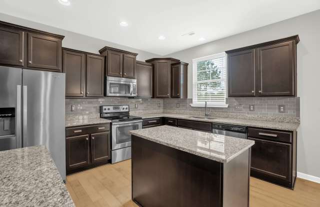 602 Applecross Drive photos photos