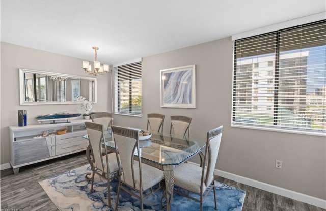 10420 Gulf Shore Drive - 121Unit 121 Gallery 4